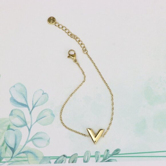 Yellow Gold Plated Chevron V Shape Charm Bracelet Adjustable, XPBL0624 - Picture 3 of 12